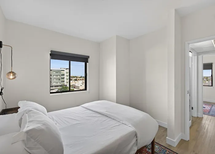 Apartment Astral Desert Retreats *